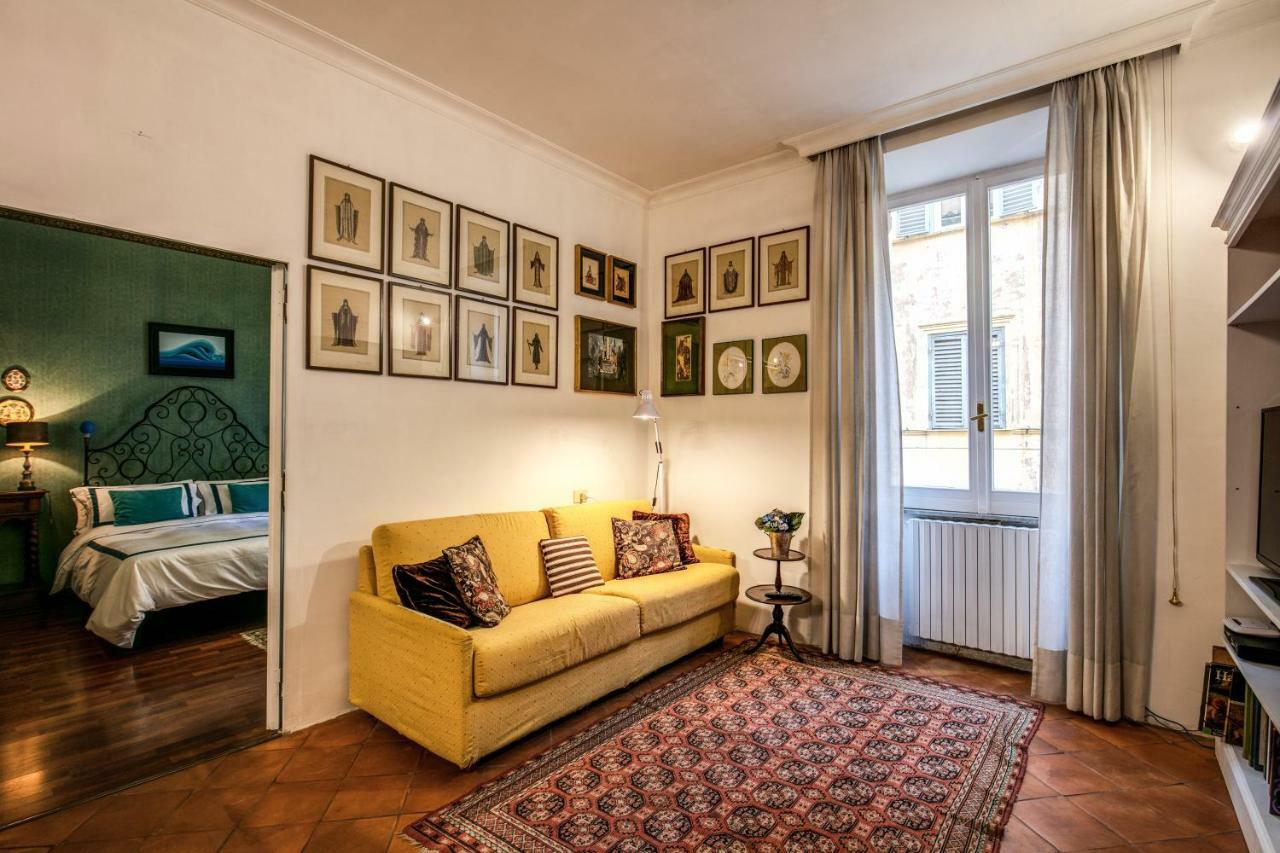 Colosseum Forum Apartment Рим Екстер'єр фото